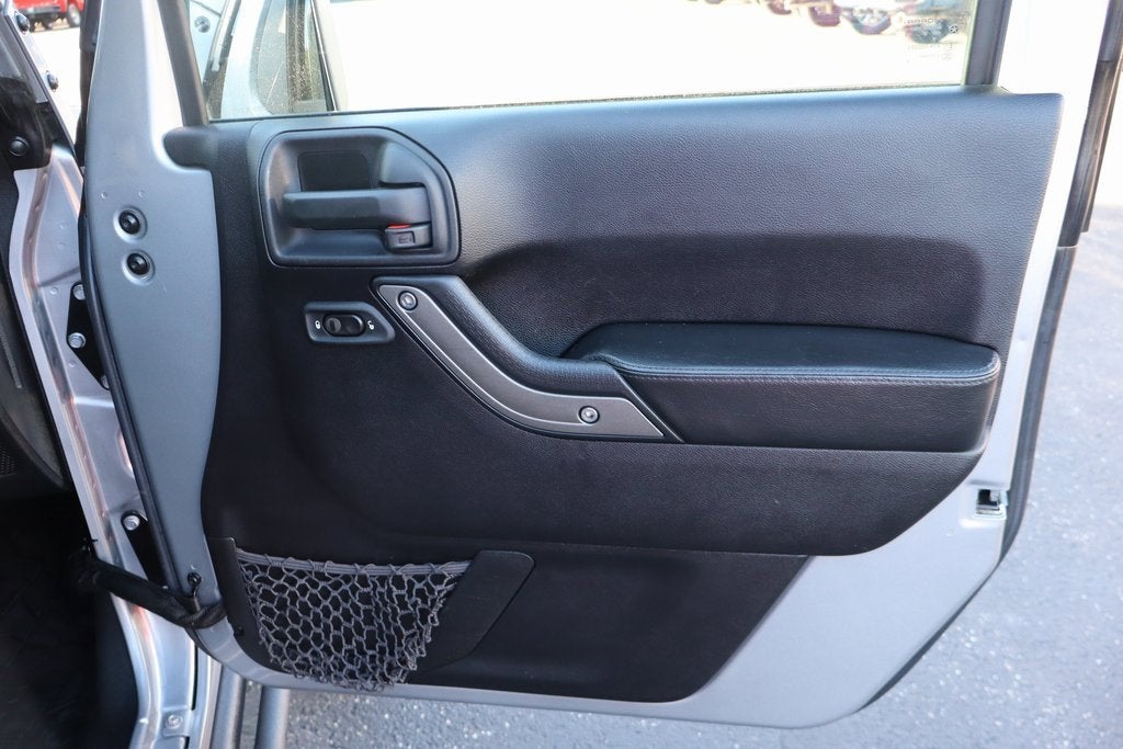 2016 Jeep Wrangler Unlimited Black Bear