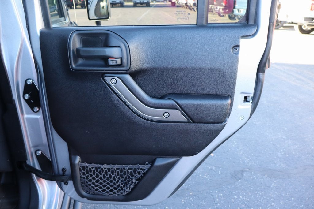 2016 Jeep Wrangler Unlimited Black Bear