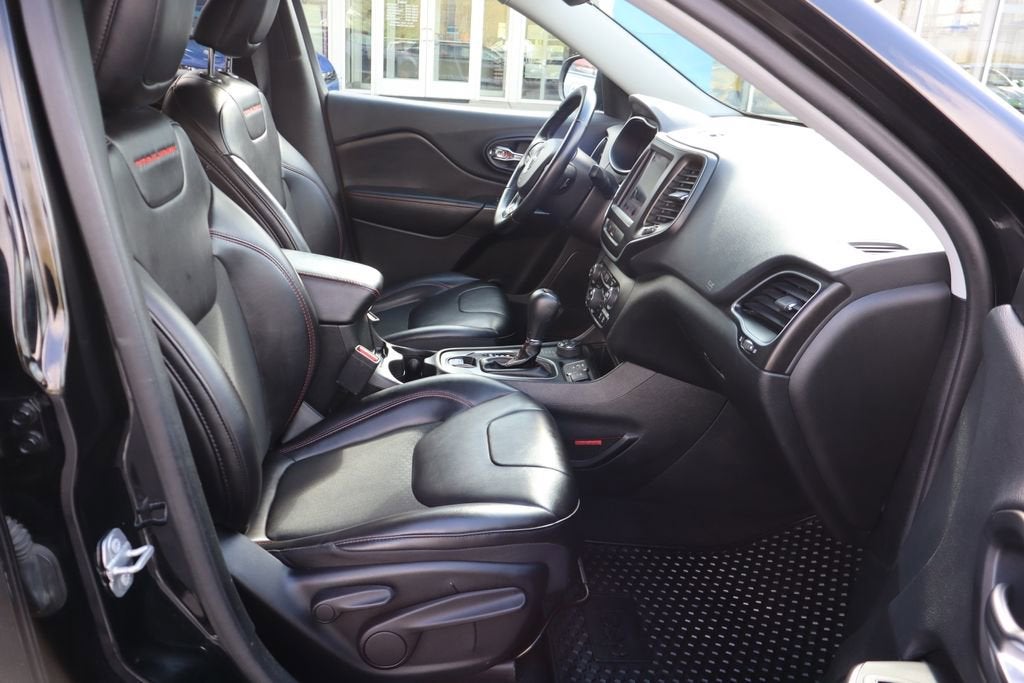 2019 Jeep Cherokee Trailhawk