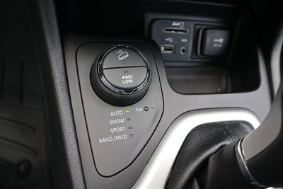 2017 Jeep Cherokee Overland