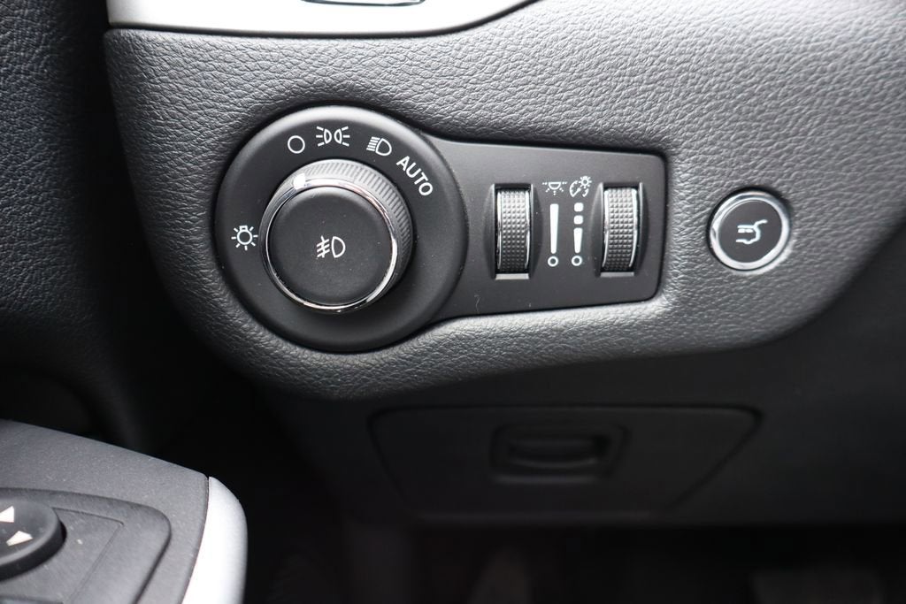 2017 Jeep Cherokee Overland