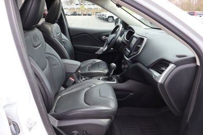 2017 Jeep Cherokee Overland