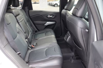 2017 Jeep Cherokee Overland