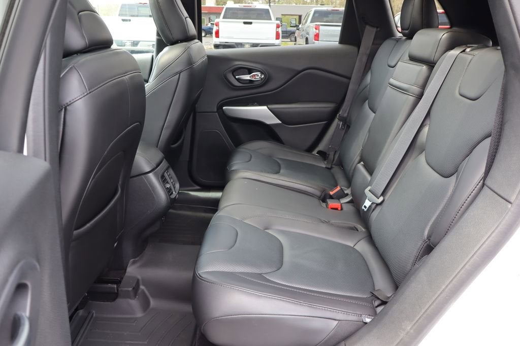 2017 Jeep Cherokee Overland