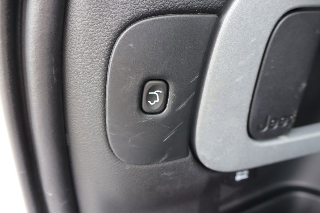 2017 Jeep Cherokee Overland