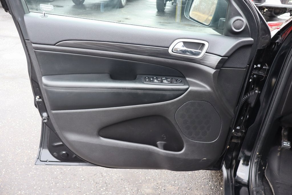 2019 Jeep Grand Cherokee Laredo E