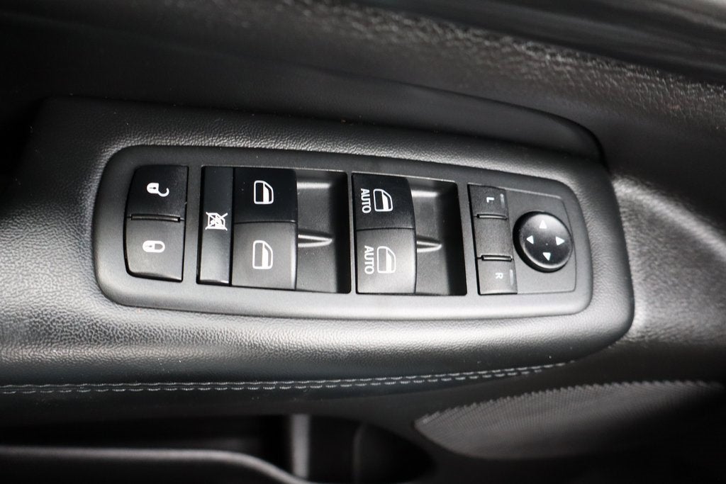 2019 Jeep Grand Cherokee Laredo E