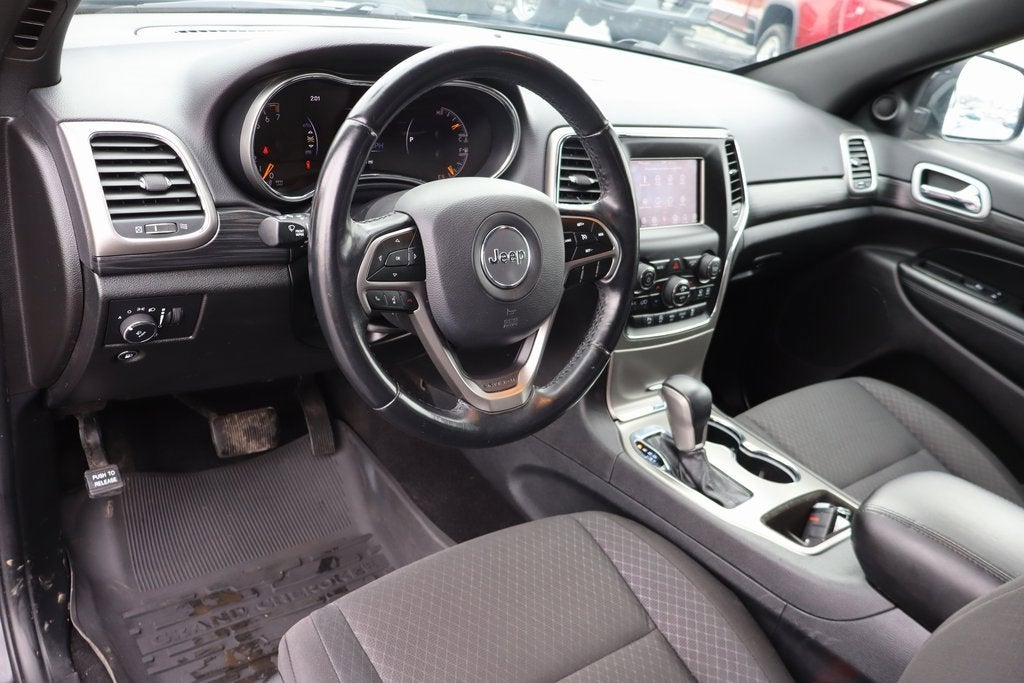 2019 Jeep Grand Cherokee Laredo E