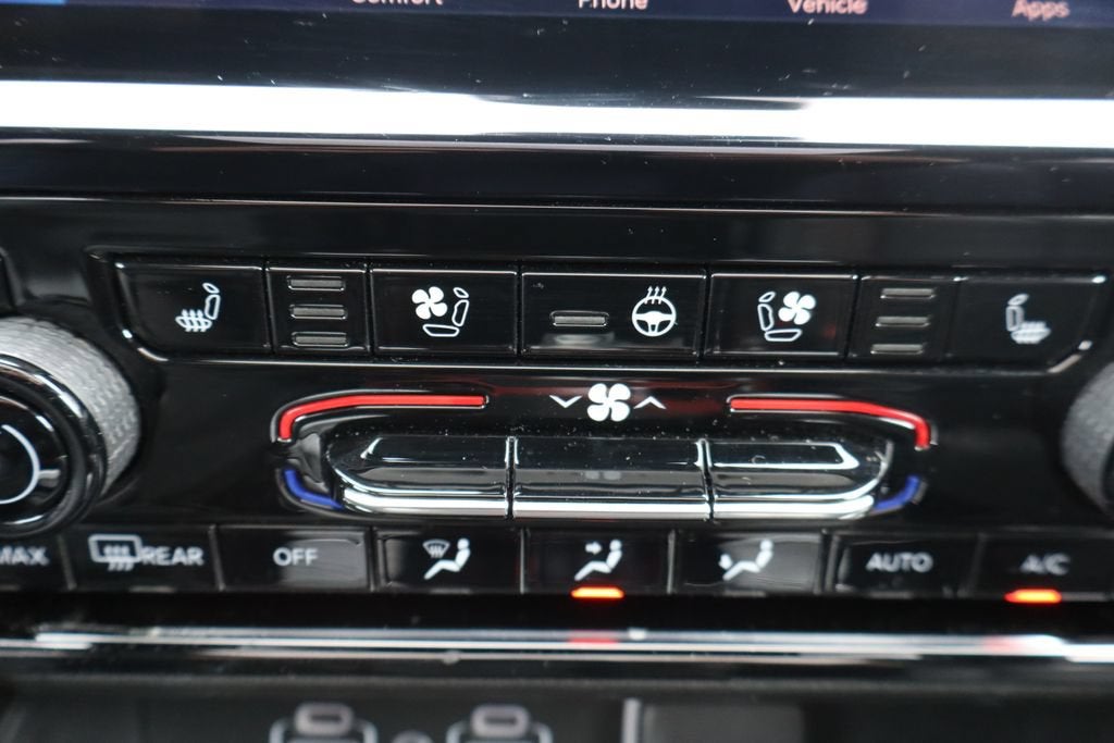 2024 Jeep Grand Cherokee Summit