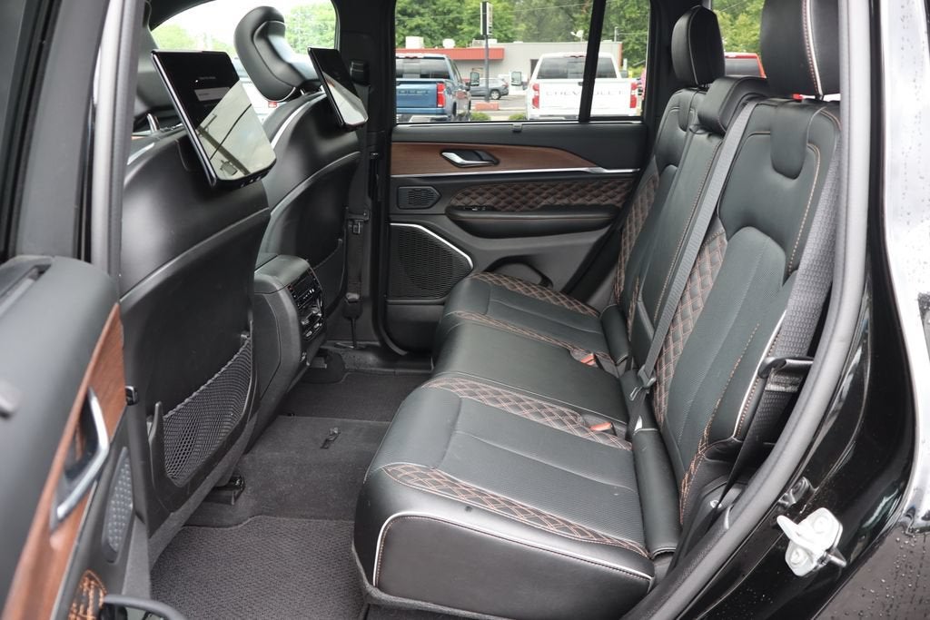 2024 Jeep Grand Cherokee Summit