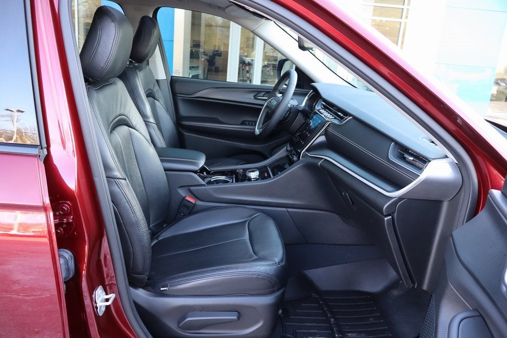 2023 Jeep Grand Cherokee L Laredo