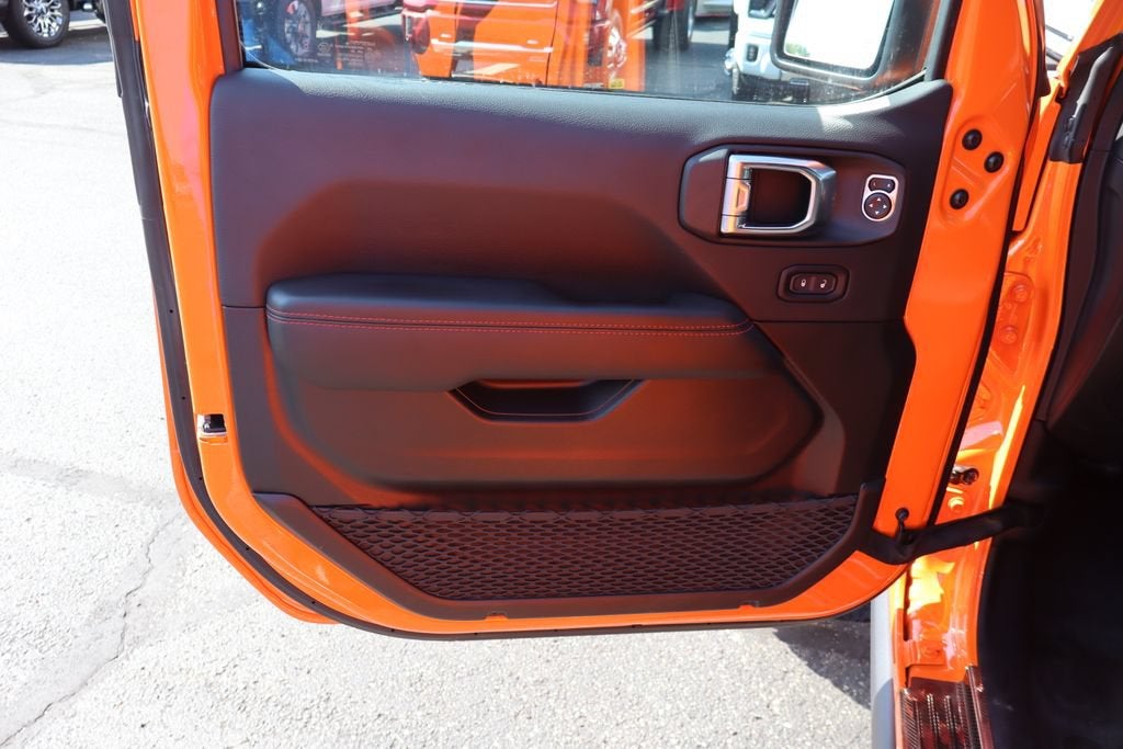 2025 Jeep Wrangler Rubicon X