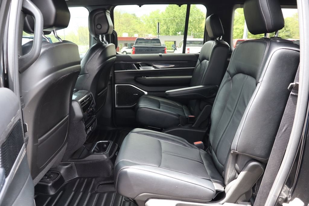 2022 Jeep Wagoneer Series III
