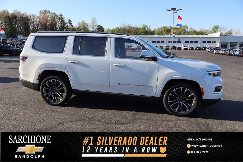 2022 Jeep Grand Wagoneer Series III