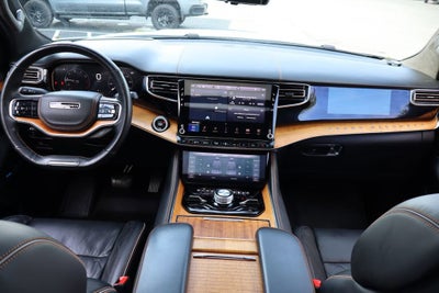 2022 Jeep Grand Wagoneer Series III