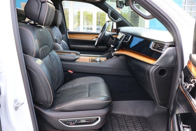 2022 Jeep Grand Wagoneer Series III