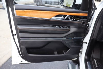 2022 Jeep Grand Wagoneer Series III