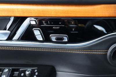 2022 Jeep Grand Wagoneer Series III