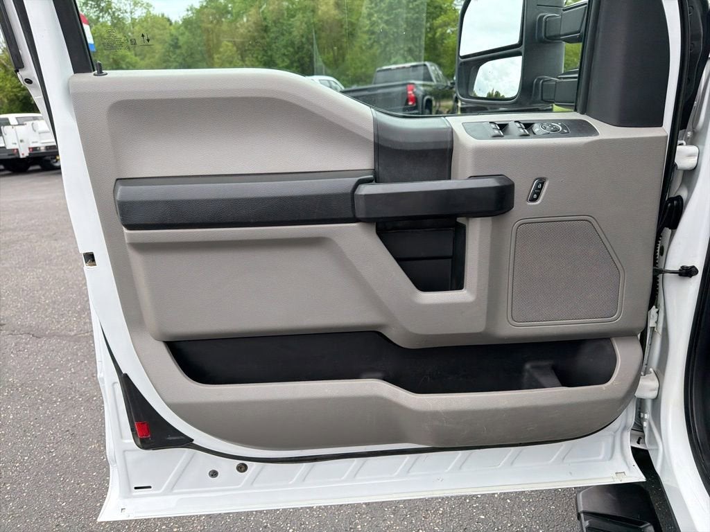 2021 Ford Super Duty F-250 SRW XL w/ Service Body