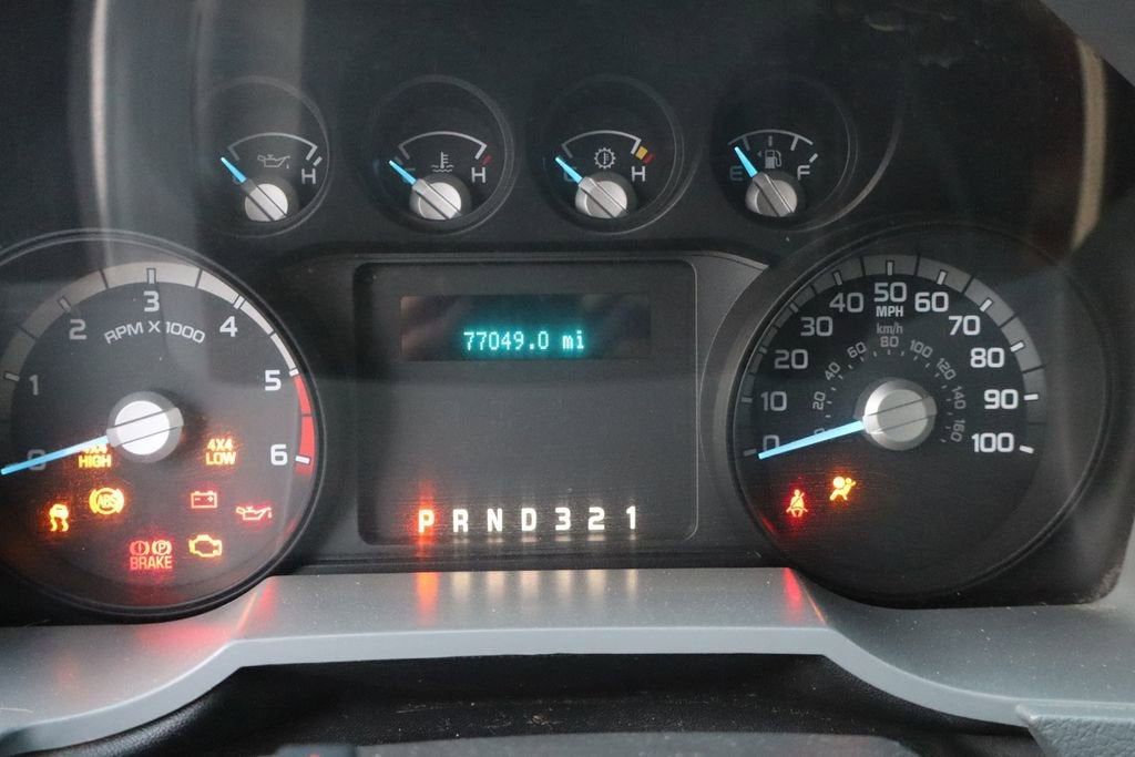 2012 Ford Super Duty F-550 DRW XL