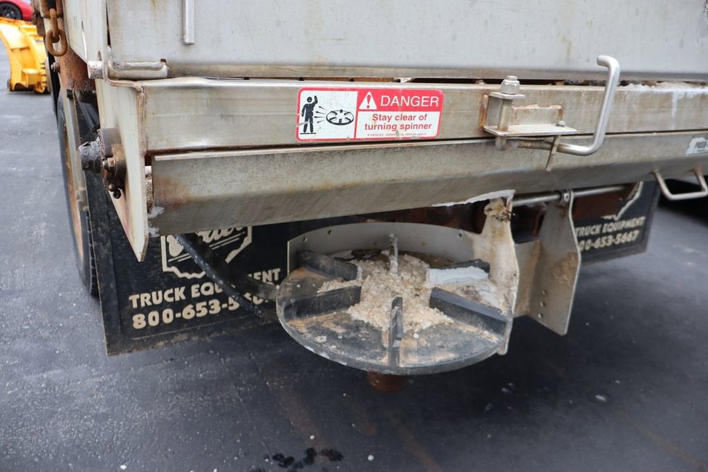 2012 Ford Super Duty F-550 DRW XL