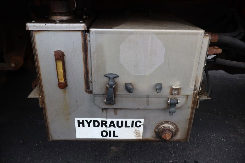 2012 Ford Super Duty F-550 DRW XL