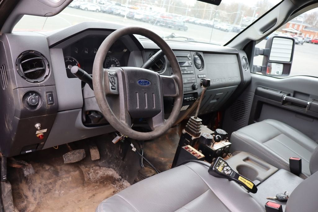 2012 Ford Super Duty F-550 DRW XL