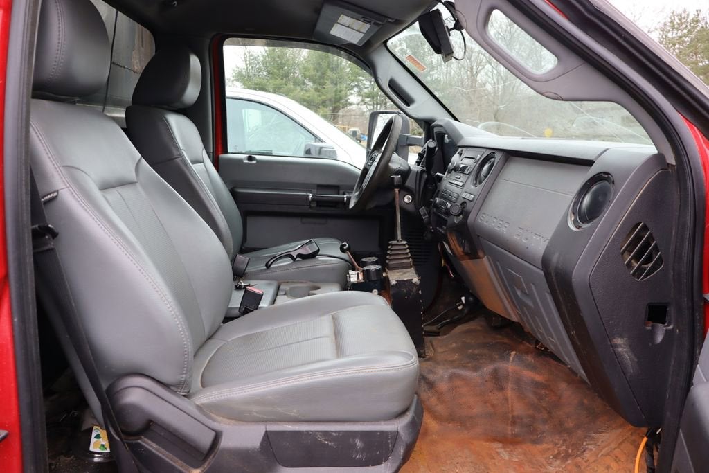 2012 Ford Super Duty F-550 DRW XL