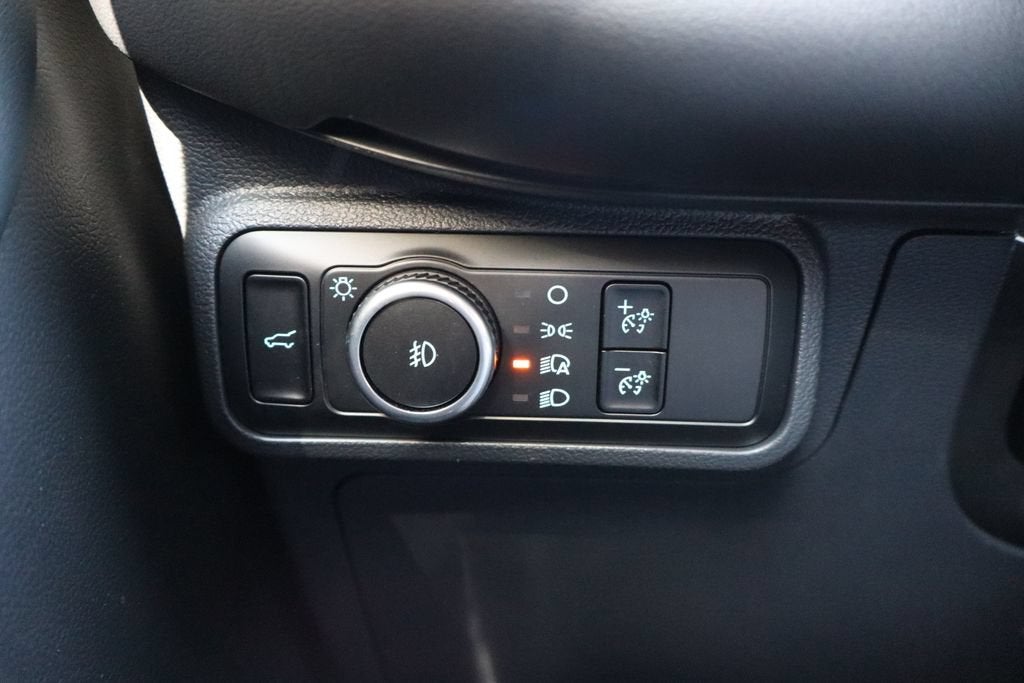 2025 Ford Explorer Base