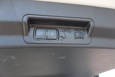 2025 Ford Explorer Base