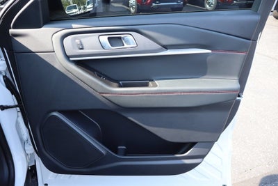2025 Ford Explorer Base