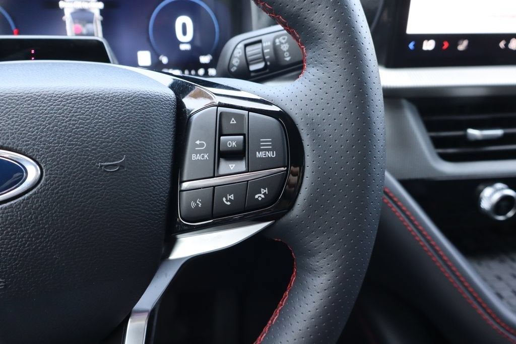2025 Ford Explorer Base
