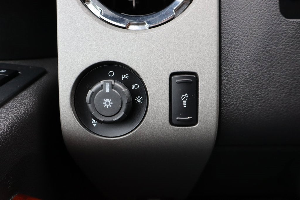 2012 Ford Super Duty F-250 SRW XL