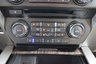 2017 Ford Super Duty F-350 SRW Lariat