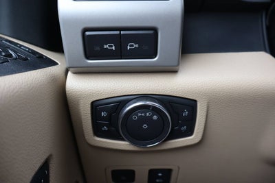 2017 Ford Super Duty F-350 SRW Lariat