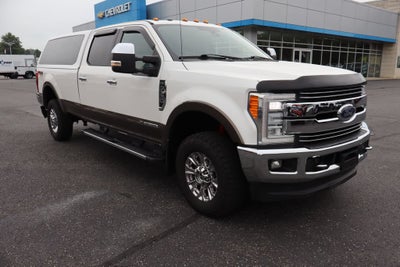 2017 Ford Super Duty F-350 SRW Lariat
