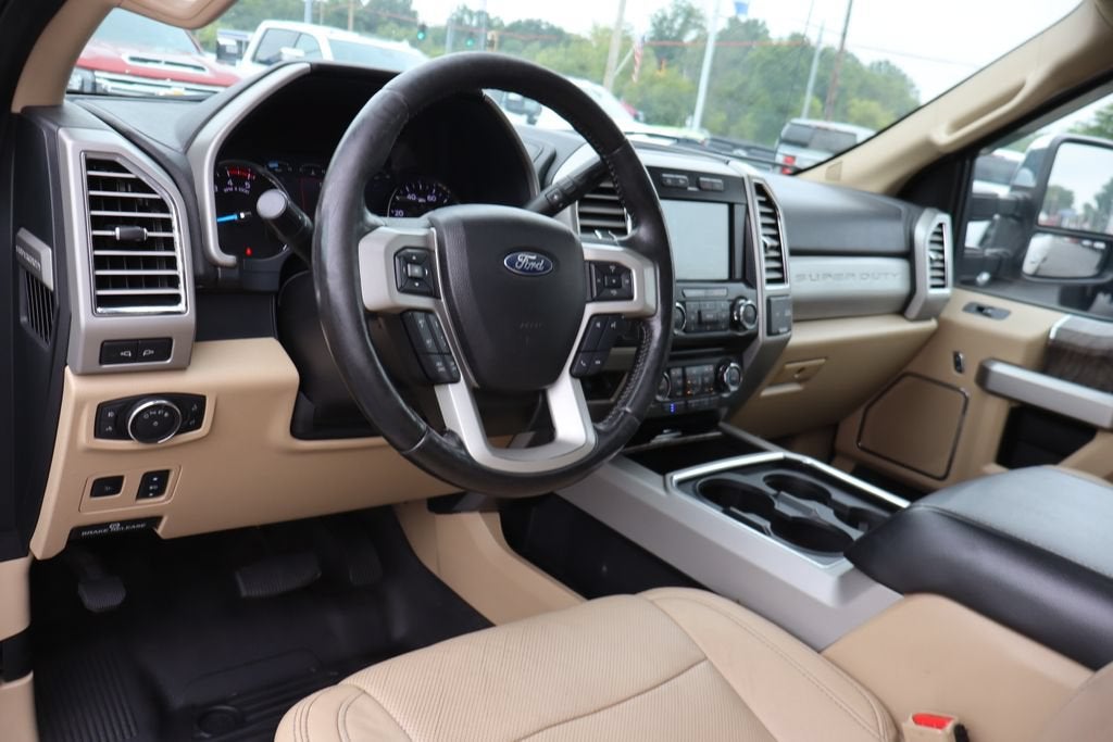 2017 Ford Super Duty F-350 SRW Lariat