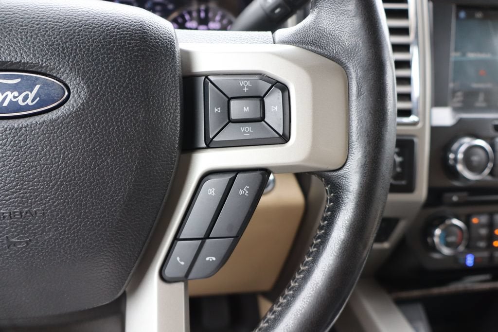 2017 Ford Super Duty F-350 SRW Lariat
