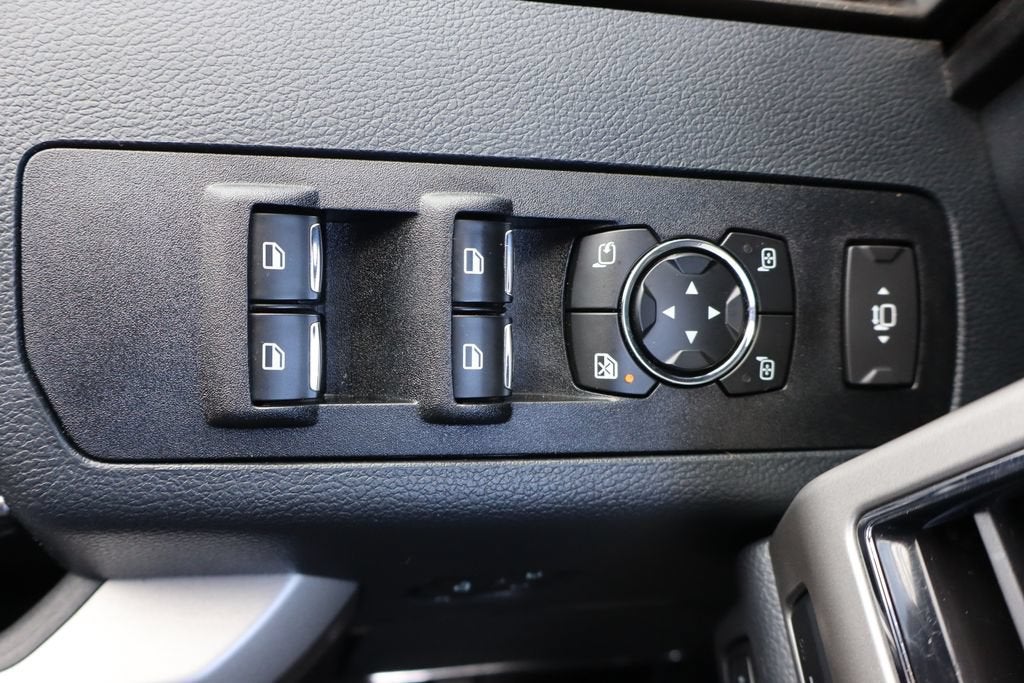 2022 Ford Super Duty F-350 DRW Lariat