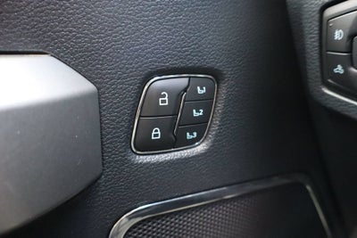 2022 Ford Super Duty F-350 DRW Lariat