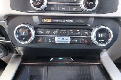 2022 Ford Super Duty F-350 DRW Lariat