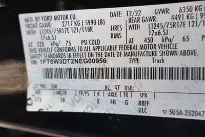 2022 Ford Super Duty F-350 DRW Lariat