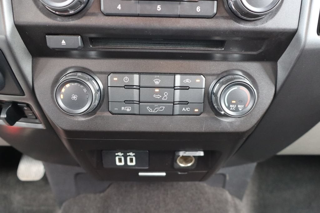 2018 Ford F-150 Base