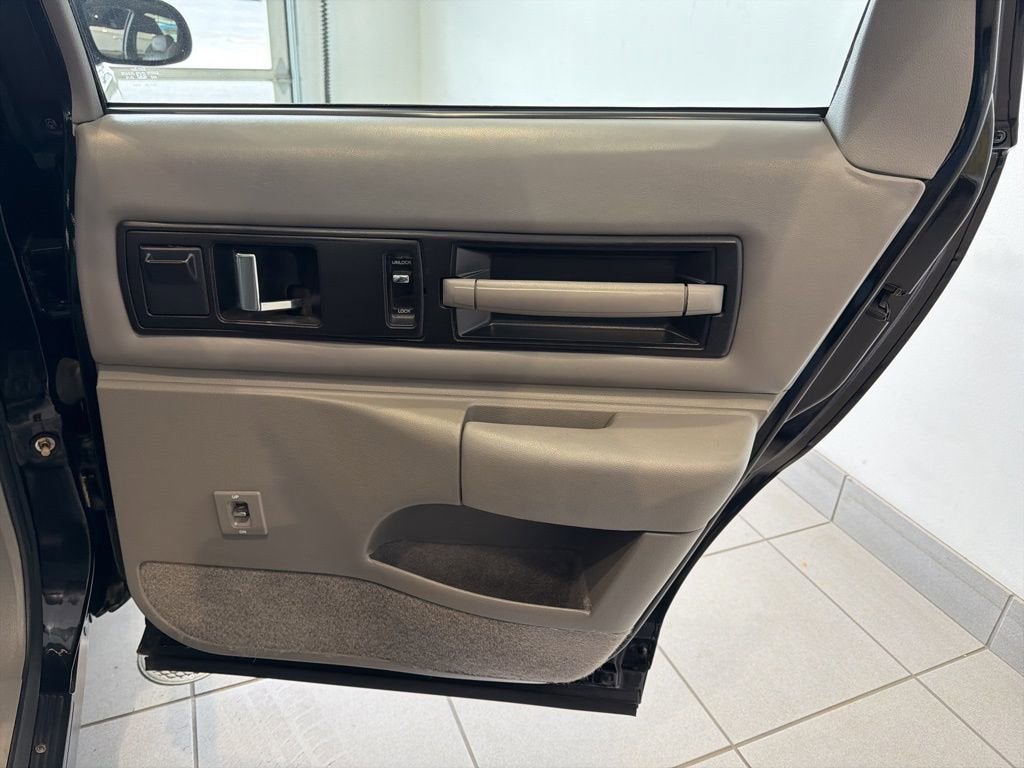 1996 Chevrolet Caprice Classic/Impala SS 1SA Special Value Pkg