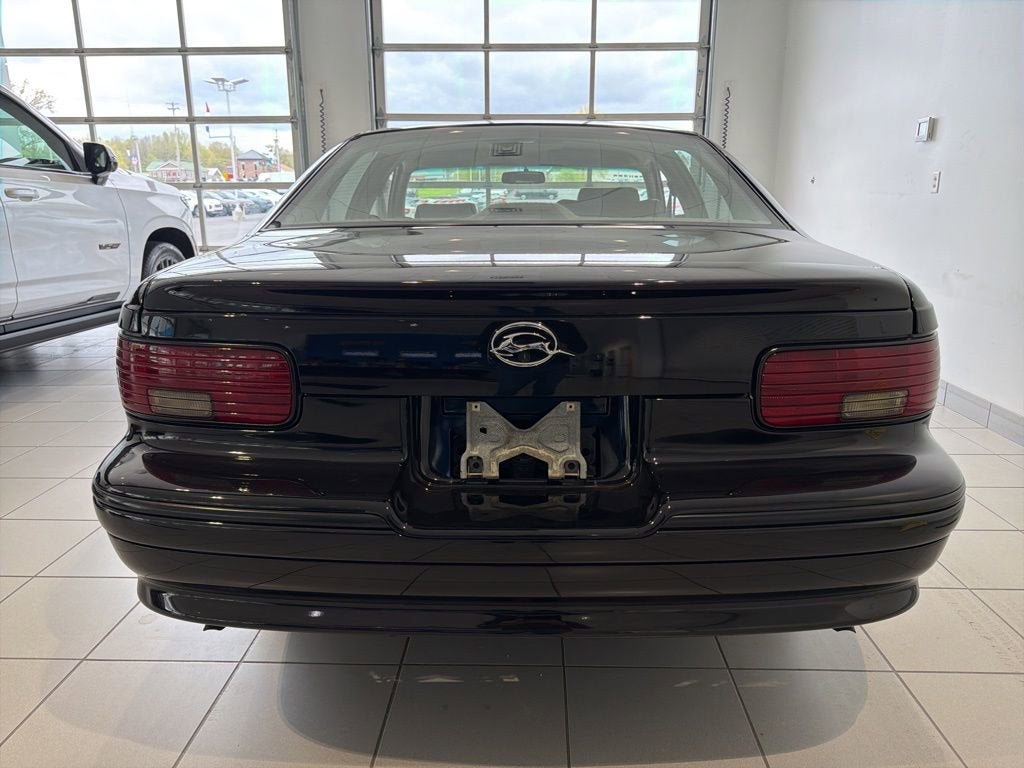 1996 Chevrolet Caprice Classic/Impala SS 1SA Special Value Pkg
