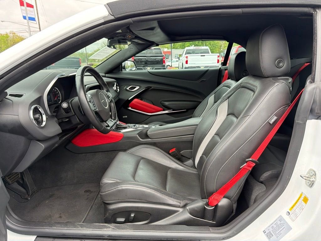 2024 Chevrolet Camaro 2LT