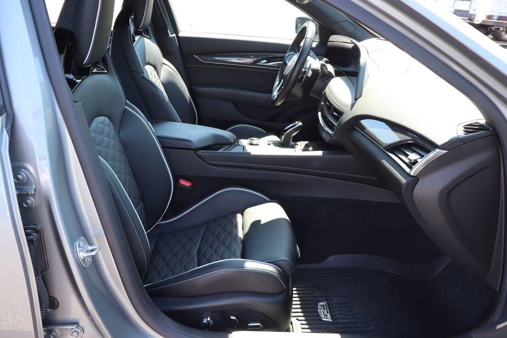 2025 Cadillac CT5-V V-Series