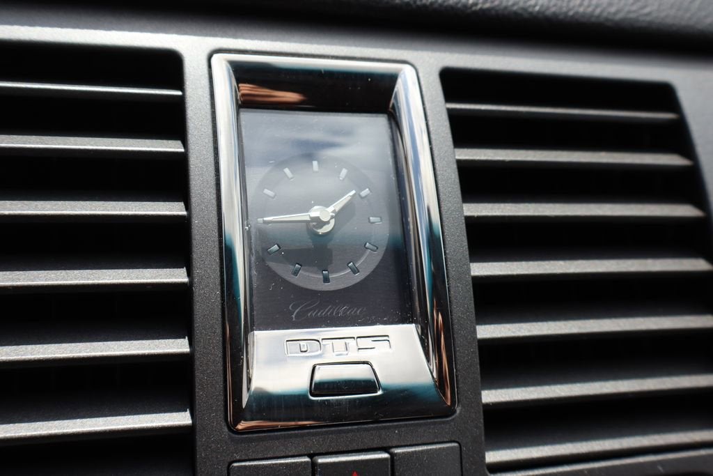 2008 Cadillac DTS w/1SA