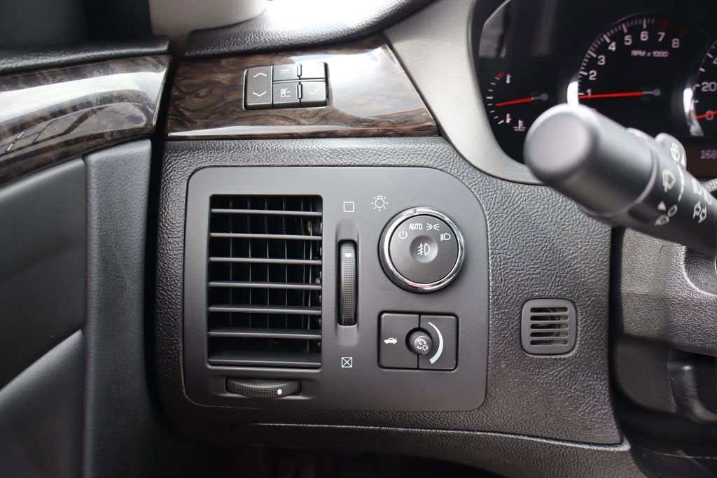 2008 Cadillac DTS w/1SA