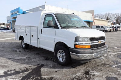 2025 Chevrolet Express Cutaway 3500 1WT